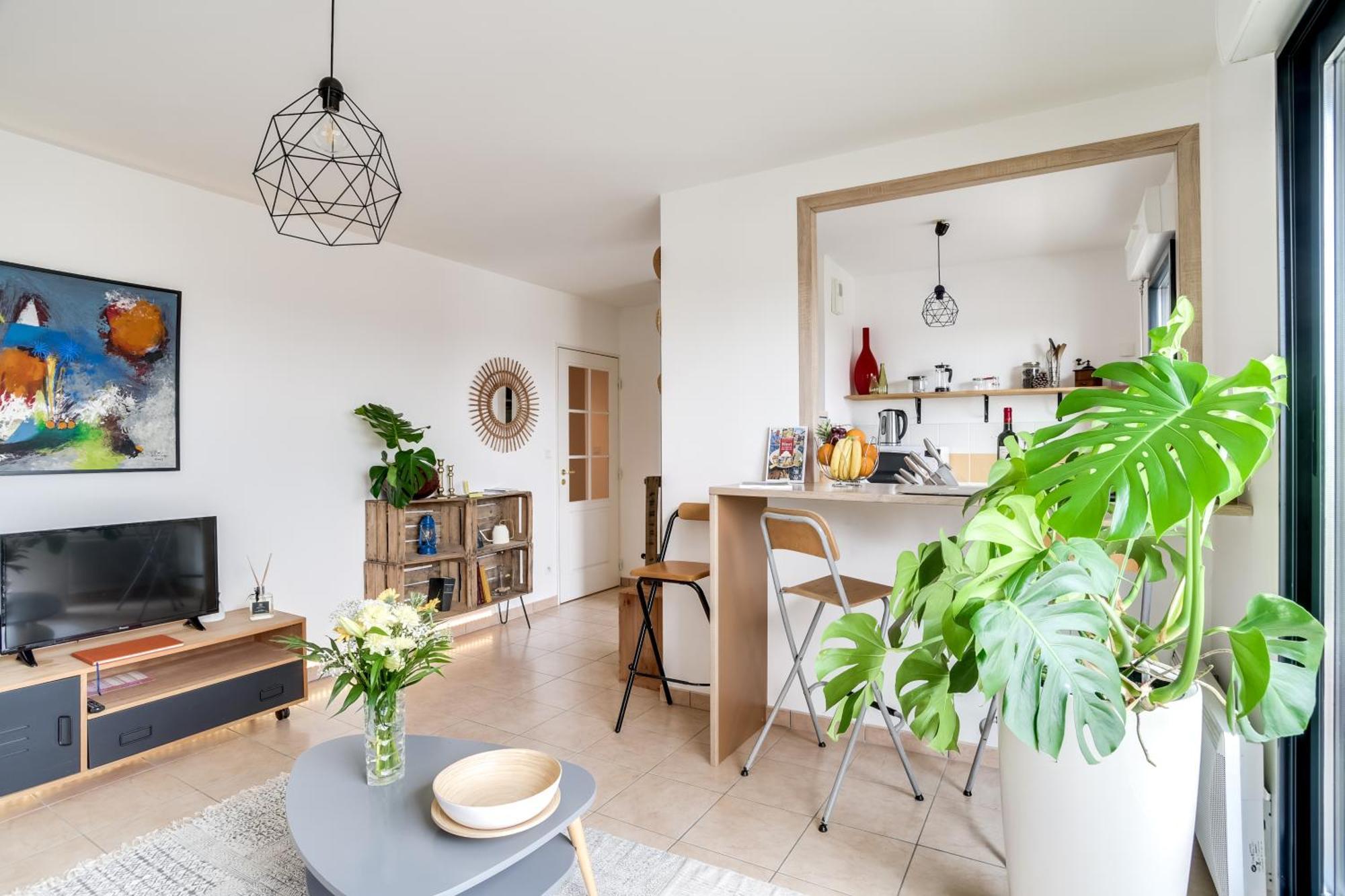 Votre Escale - Le Petit Montmartre Apartment Niort Exterior photo